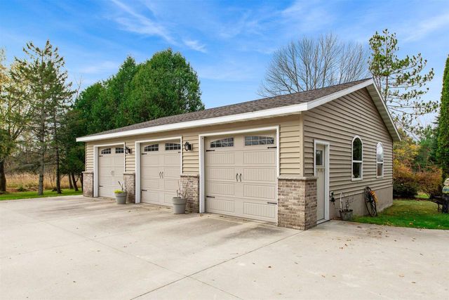 N700 S P-3 LANE, Menominee, MI 49858