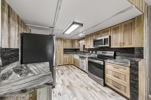 2241 Cindy Circle, Melbourne, FL 32935