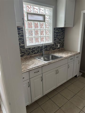 18277 Archdale Street, Detroit, MI 48235