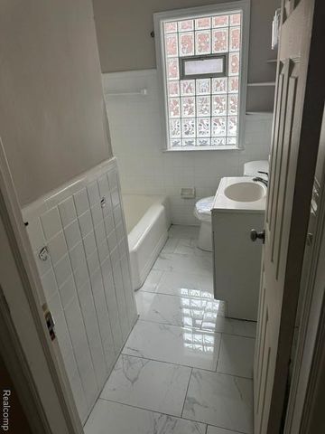 18277 Archdale Street, Detroit, MI 48235