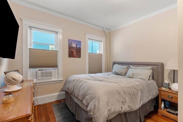 103 Willow Avenue 1, Somerville, MA 02144