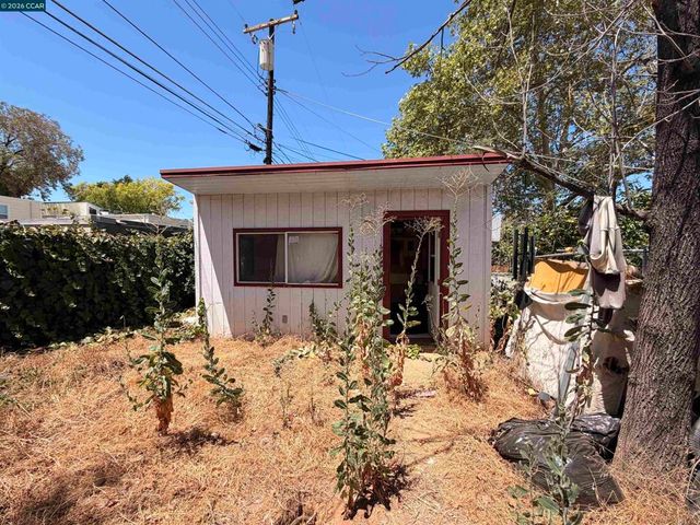 3732 Kings Way, Sacramento, CA 95821
