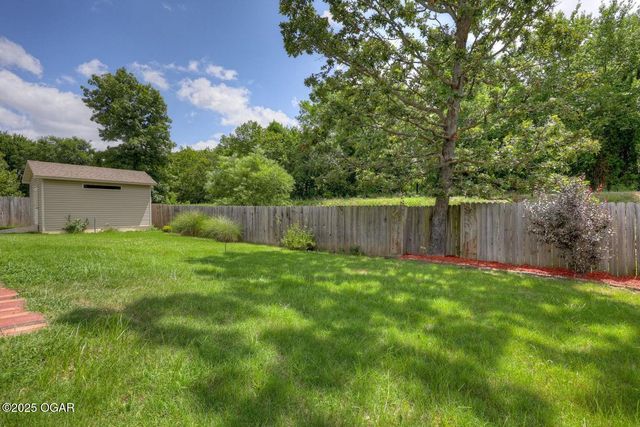2821 Katie Lane, Joplin, MO 64801