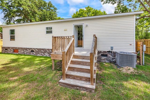 2707B Prince St., Georgetown, SC 29440