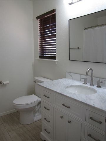 70 Merritt Drive, Bella Vista, AR 72714