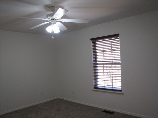 70 Merritt Drive, Bella Vista, AR 72714