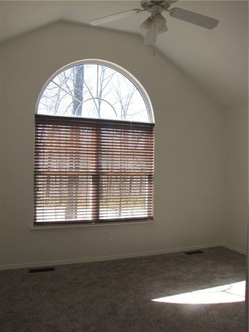 70 Merritt Drive, Bella Vista, AR 72714