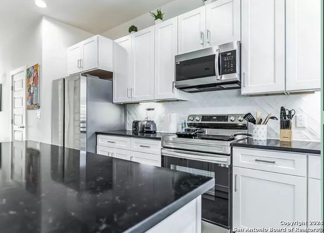 939 Piedmont Ave, San Antonio, TX 78210