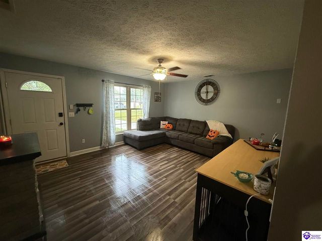 1009 Greenway Drive, Elizabethtown, KY 42701