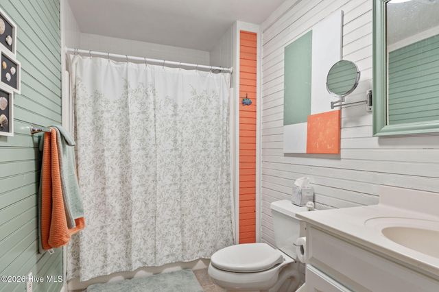 120 Pearl Drive, Beaufort, NC 28516