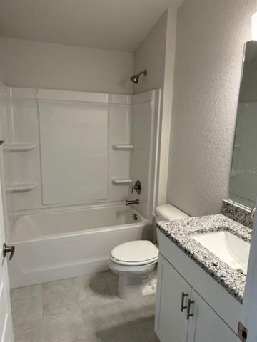 2134 NW 23RD LOOP, Ocala, FL 34475