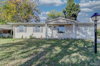 1481 Werremeyer Place, Creve Coeur, MO 63132