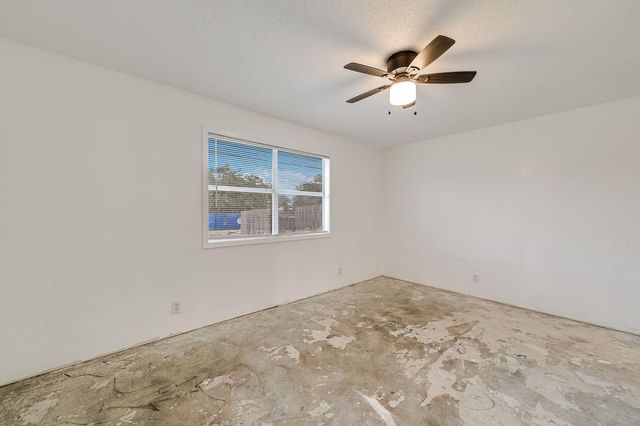 2111 Oak Motte LN, Austin, TX 78744