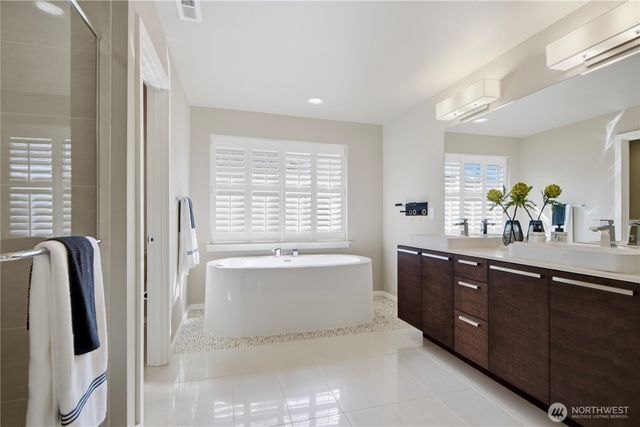 3725 169th Place SE, Bothell, WA 98012