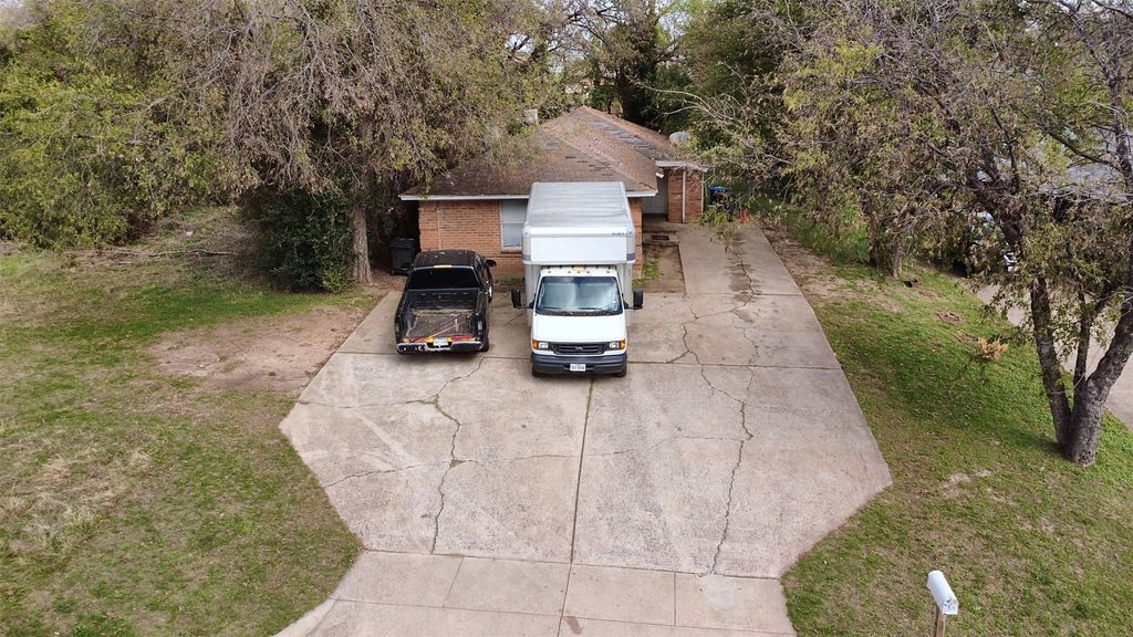 5332 Helmick Avenue, Fort Worth, TX 76107 — photo 2