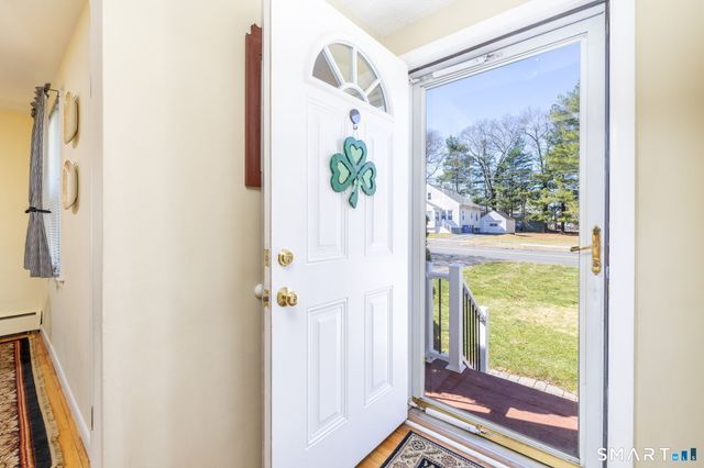 88 Hawley Street, Newington, CT 06111