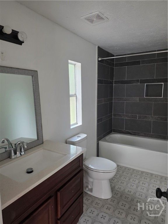 Image 10 of property listing at 162 Griffin Road, Guyton, GA 31312