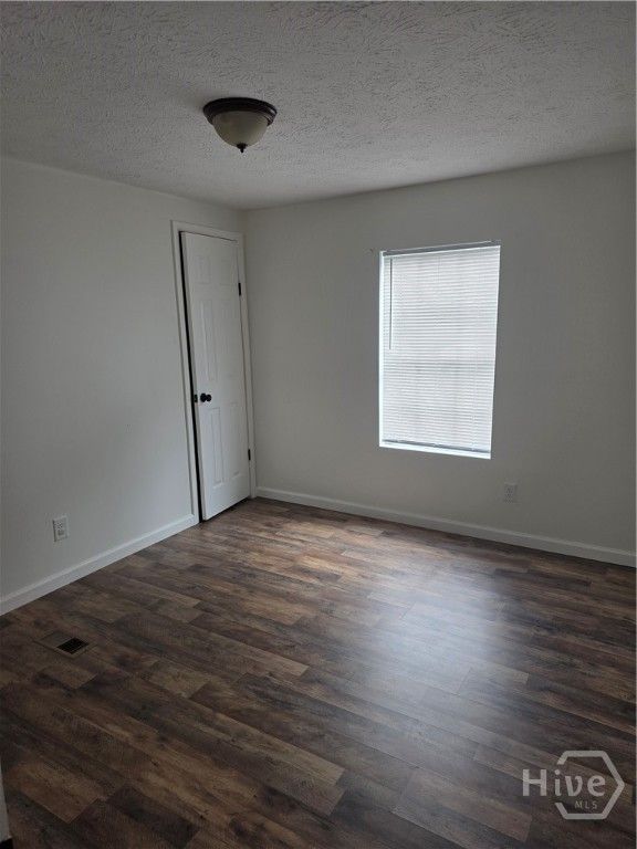 Image 12 of property listing at 162 Griffin Road, Guyton, GA 31312