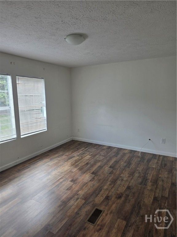 Image 15 of property listing at 162 Griffin Road, Guyton, GA 31312