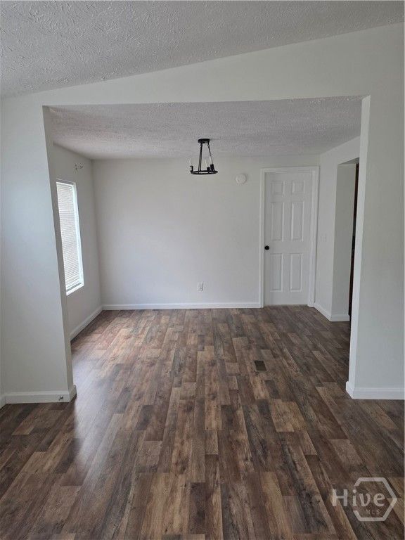 Image 4 of property listing at 162 Griffin Road, Guyton, GA 31312