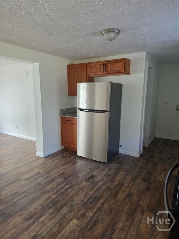 Image 6 of property listing at 162 Griffin Road, Guyton, GA 31312