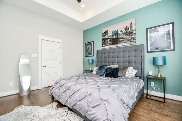 2010 Saint Charles Street, Houston, TX 77003