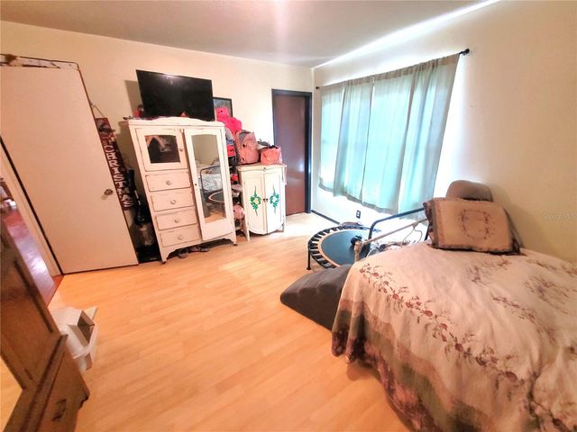 5203 PRESIDENTIAL STREET, Seffner, FL 33584