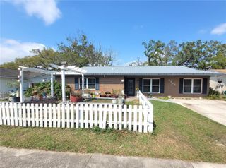 5203 PRESIDENTIAL STREET, Seffner, FL 33584