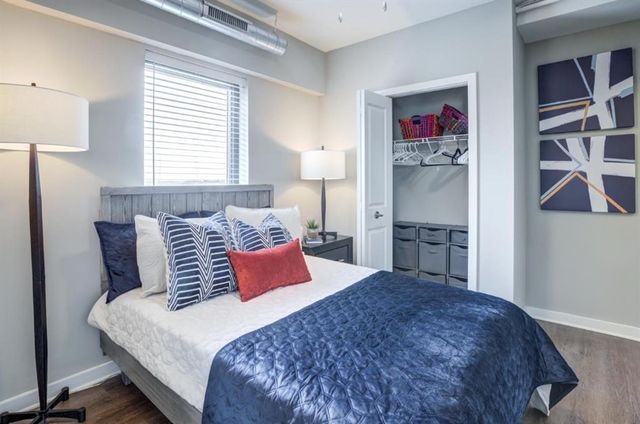 2025 Peachtree Road NE 841, Atlanta, GA 30309