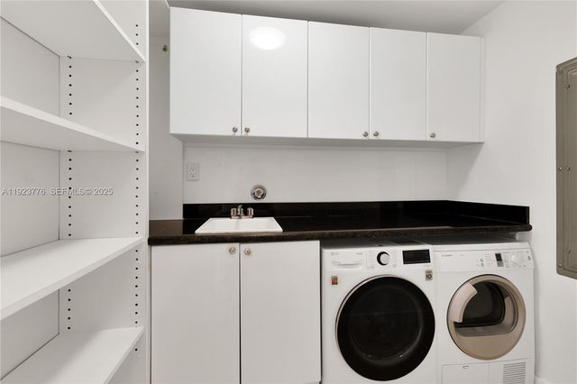 17875 Collins Ave 905, Sunny Isles Beach, FL 33160