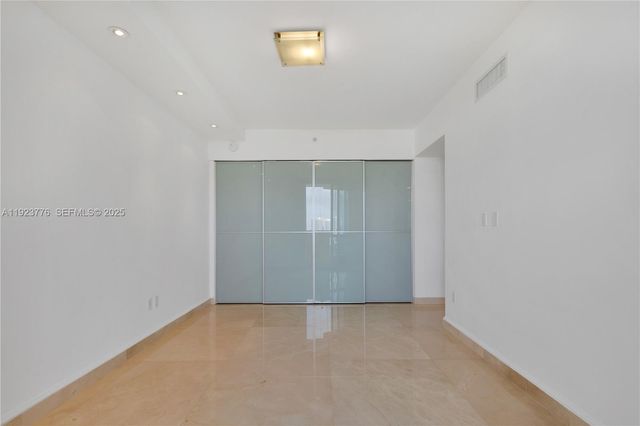 17875 Collins Ave 905, Sunny Isles Beach, FL 33160