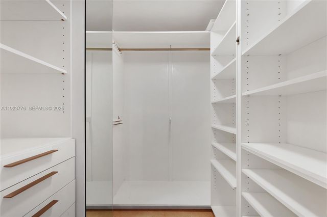 17875 Collins Ave 905, Sunny Isles Beach, FL 33160