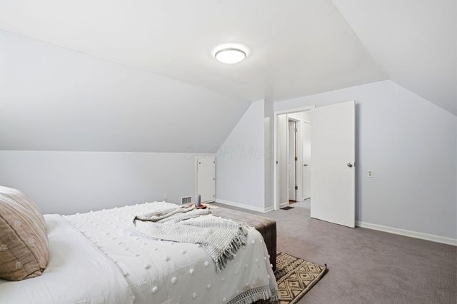 2974 Carol Avenue, Grove City, OH 43123