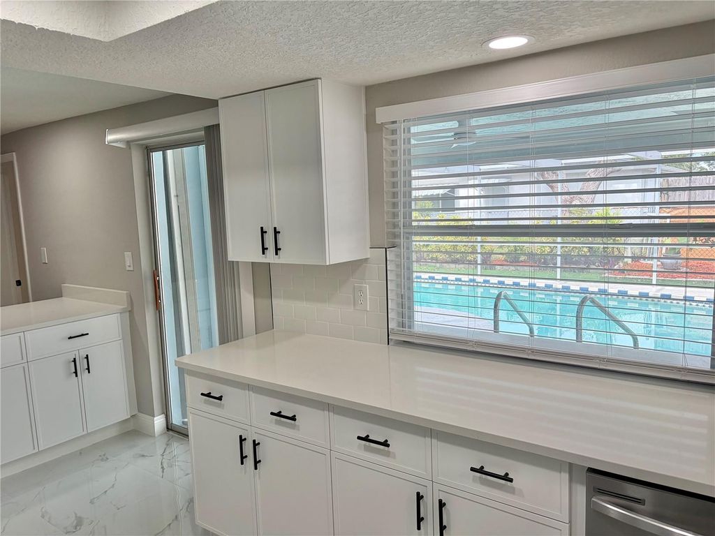 Image 17 of property listing at 8938 COCHISE LANE, Port Richey, FL 34668