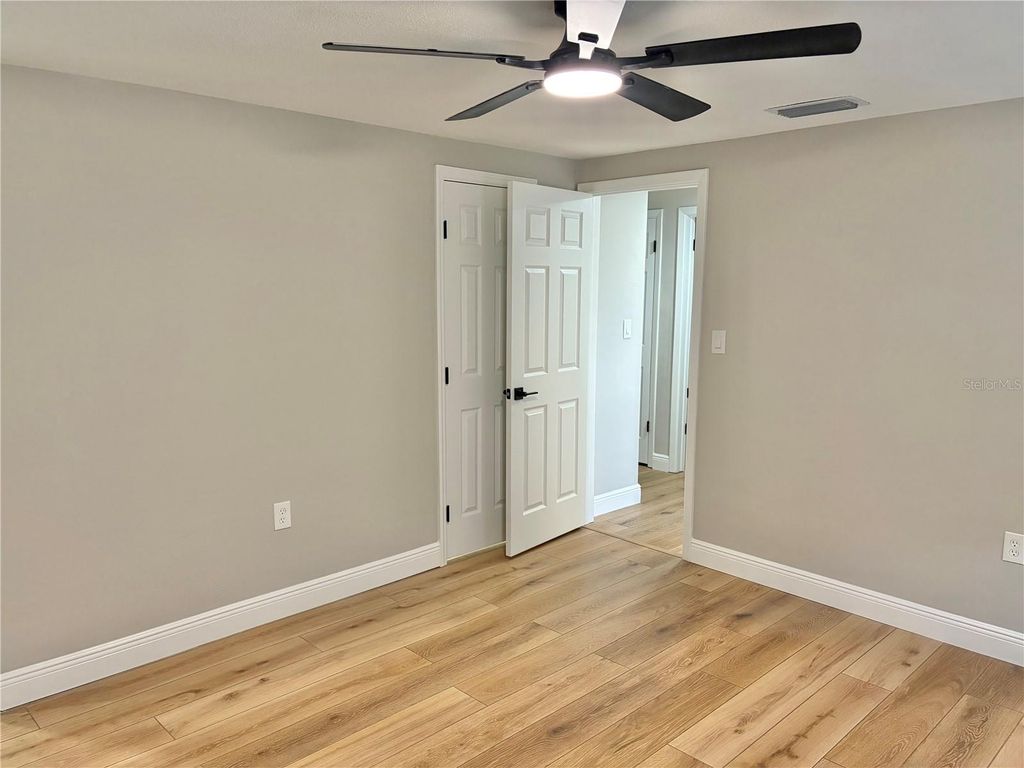 Image 22 of property listing at 8938 COCHISE LANE, Port Richey, FL 34668