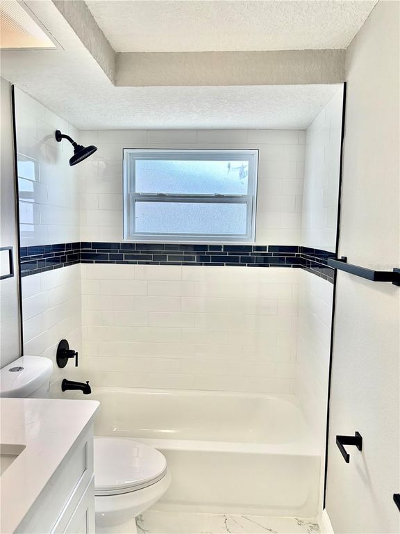 Image 36 of property listing at 8938 COCHISE LANE, Port Richey, FL 34668