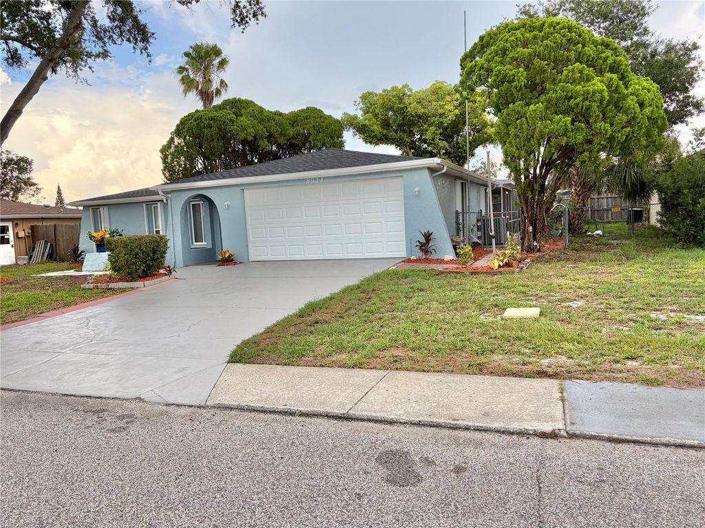 Image 43 of property listing at 8938 COCHISE LANE, Port Richey, FL 34668
