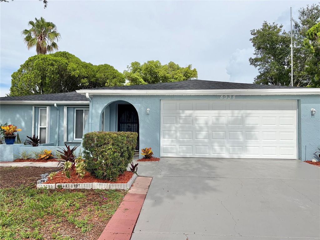 Image 44 of property listing at 8938 COCHISE LANE, Port Richey, FL 34668