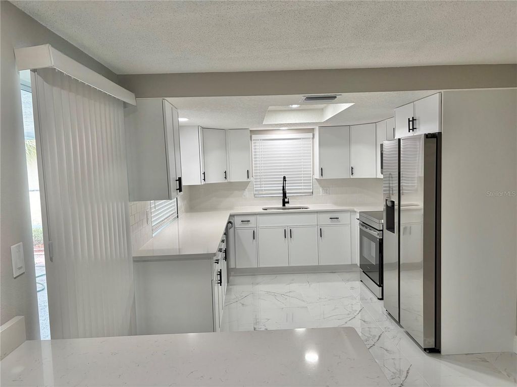 Image 10 of property listing at 8938 COCHISE LANE, Port Richey, FL 34668