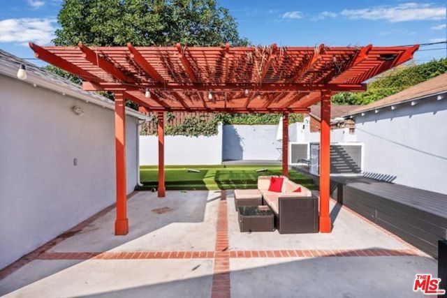 1789 S Fairfax Avenue, Los Angeles, CA 90019