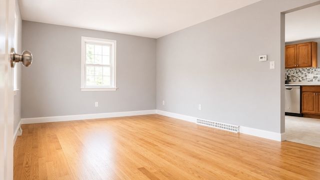 18 Andrea Dr 18, Canton, MA 02021
