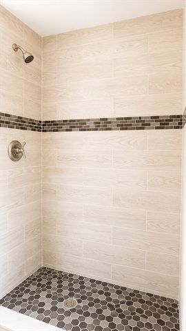 18 Andrea Dr 18, Canton, MA 02021