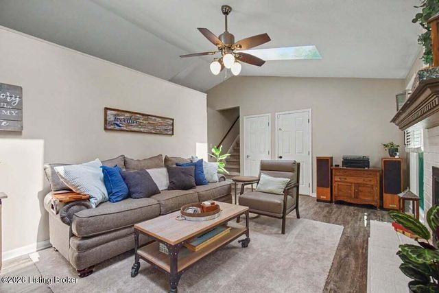 807 Exmoor Ave, Louisville, KY 40223