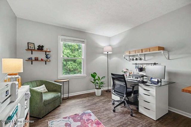 807 Exmoor Ave, Louisville, KY 40223