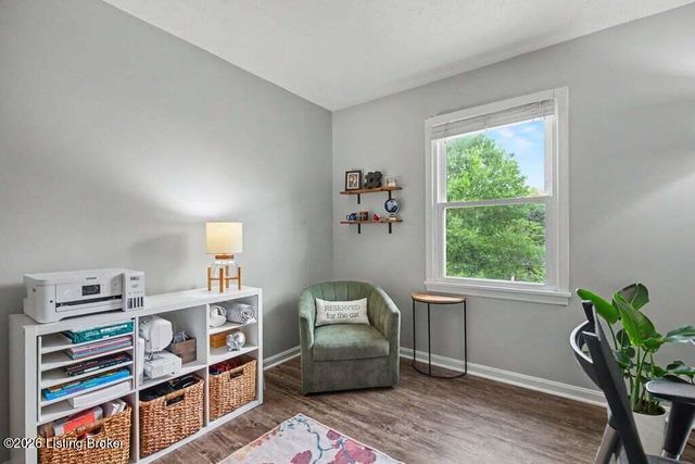 807 Exmoor Ave, Louisville, KY 40223