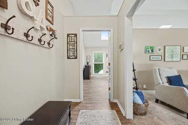 807 Exmoor Ave, Louisville, KY 40223
