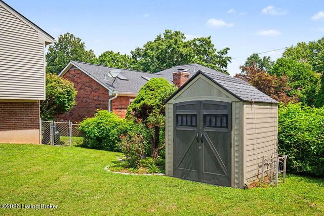 807 Exmoor Ave, Louisville, KY 40223