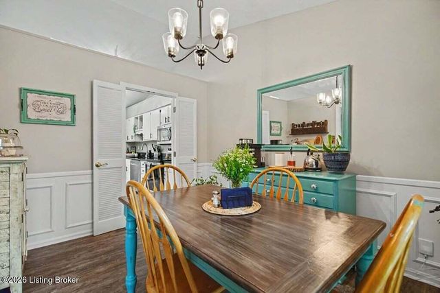 807 Exmoor Ave, Louisville, KY 40223