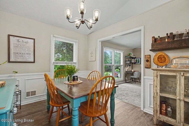 807 Exmoor Ave, Louisville, KY 40223