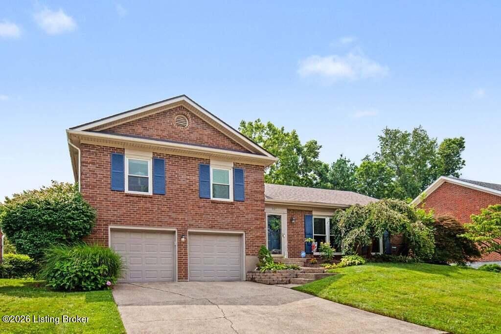 807 Exmoor Ave, Louisville, KY 40223